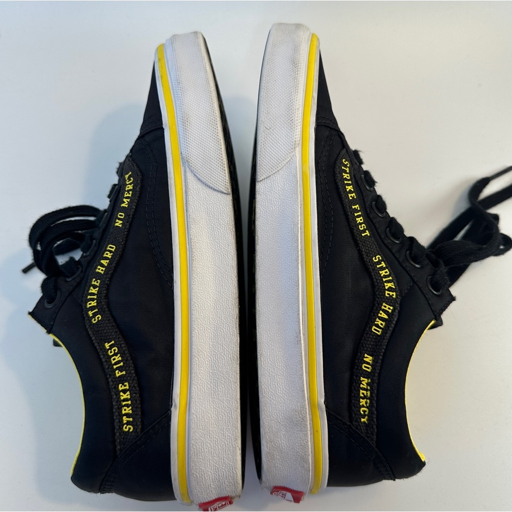 VANS X Cobra Kai Dojo Karate Kid Old Skool Sneakers Mens 4 Women’s 5.5 - Picture 9 of 10